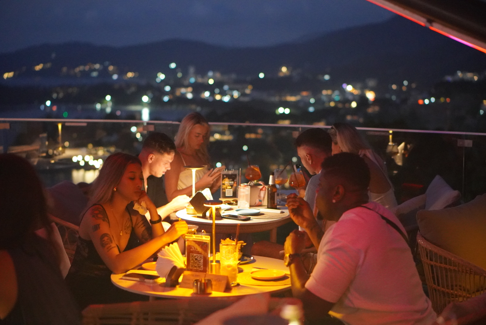 Night dining at Tree Bay